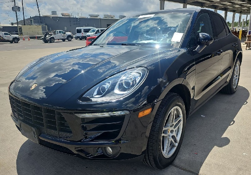 2017 PORSCHE MACAN 4C