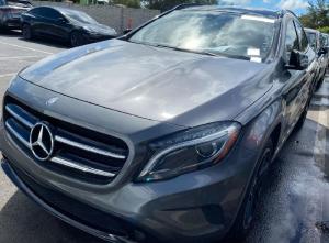 2017 MERCEDES-BENZ GLA250 4MATIC